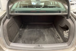 Harmaa Audi A4 2013 kuva 15.