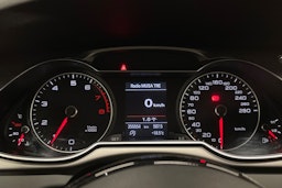 Harmaa Audi A4 2013 kuva 16.