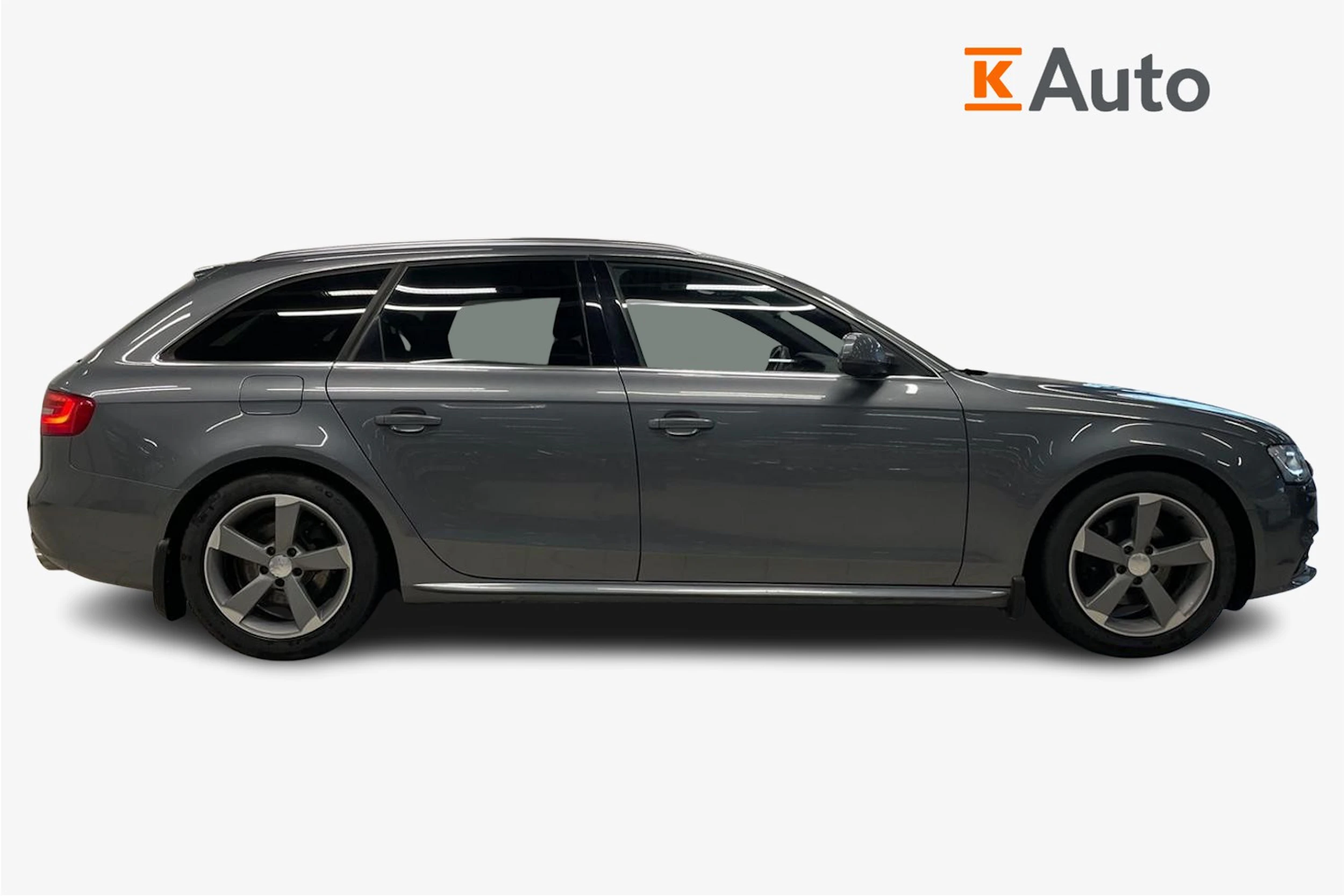 Harmaa Audi A4 2013 kuva 5.