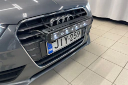 Harmaa Audi A4 2013 kuva 22.