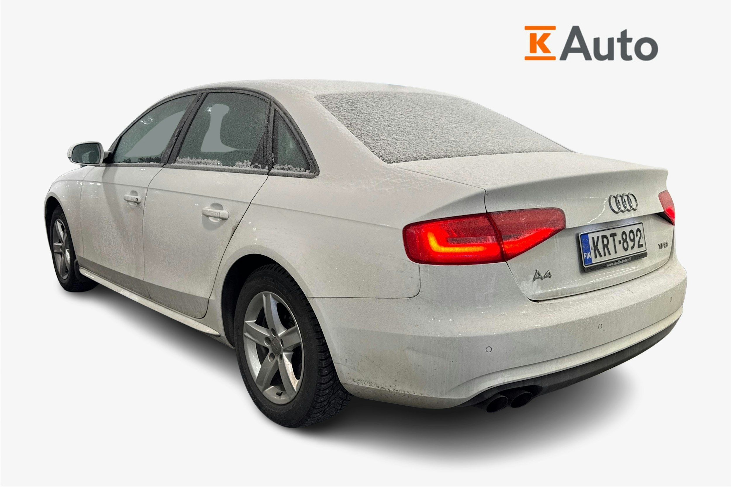 Valkoinen Audi A4 2013 kuva 2.