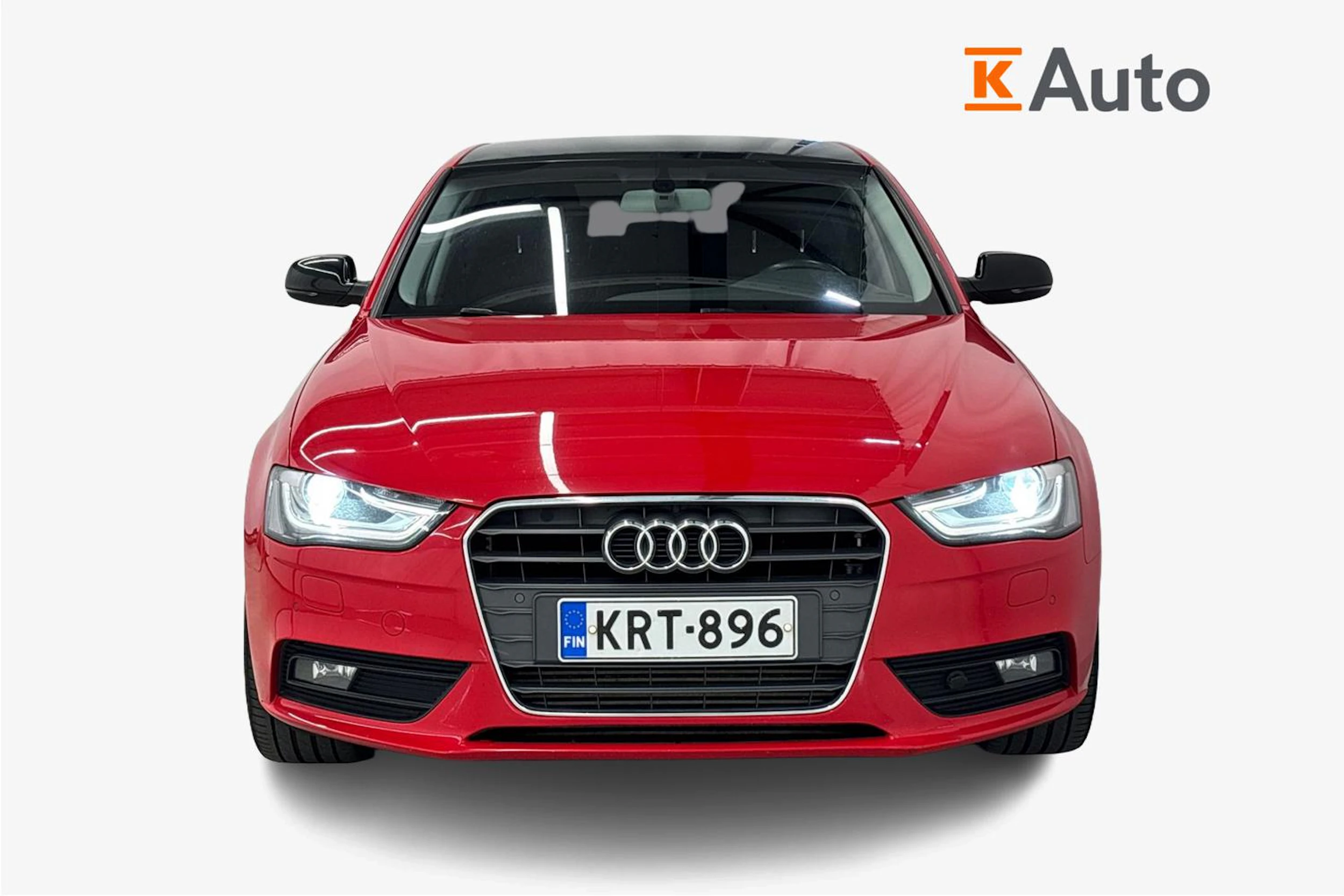 punainen Audi A4 2013 kuva 4.