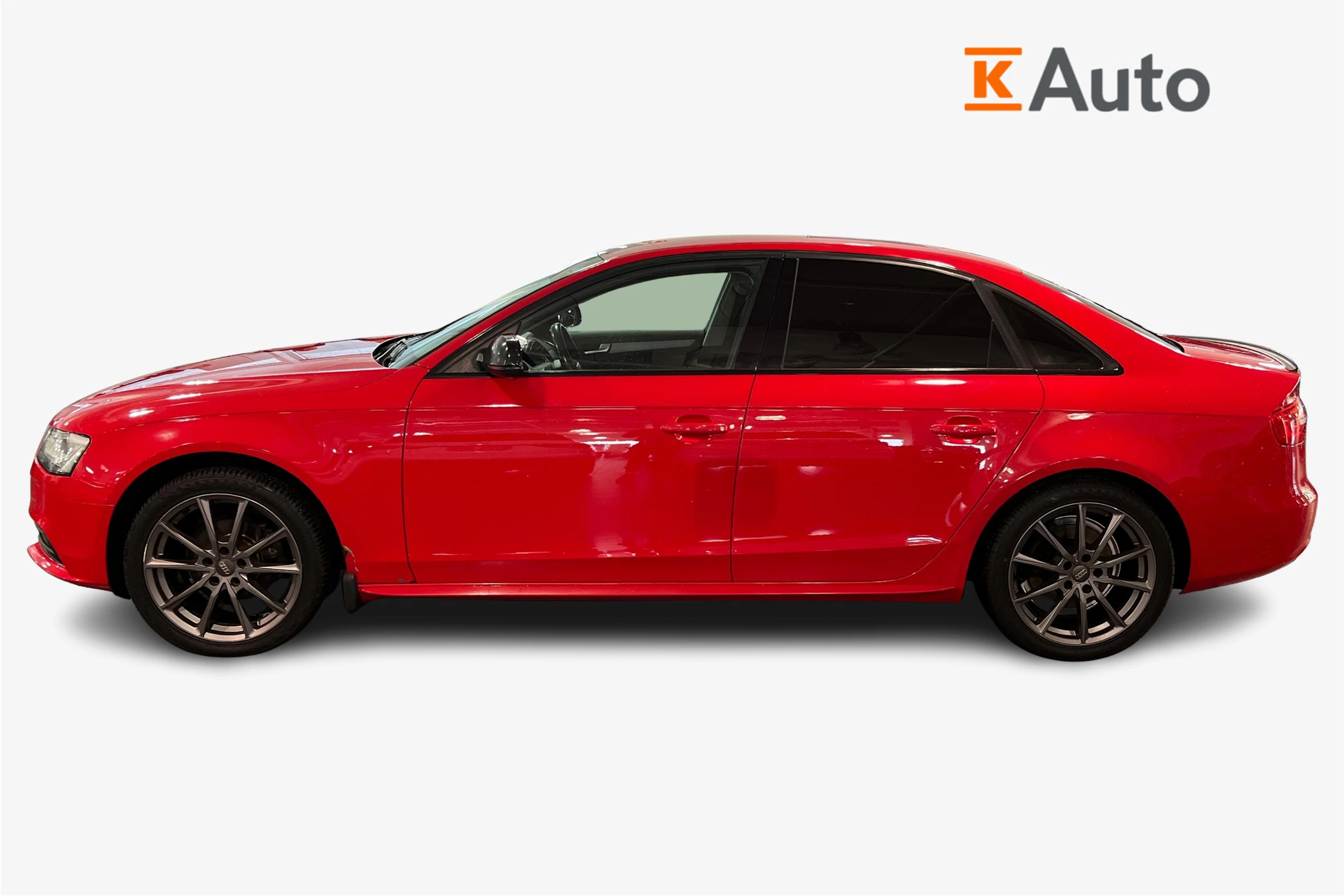 punainen Audi A4 2013 kuva 7.