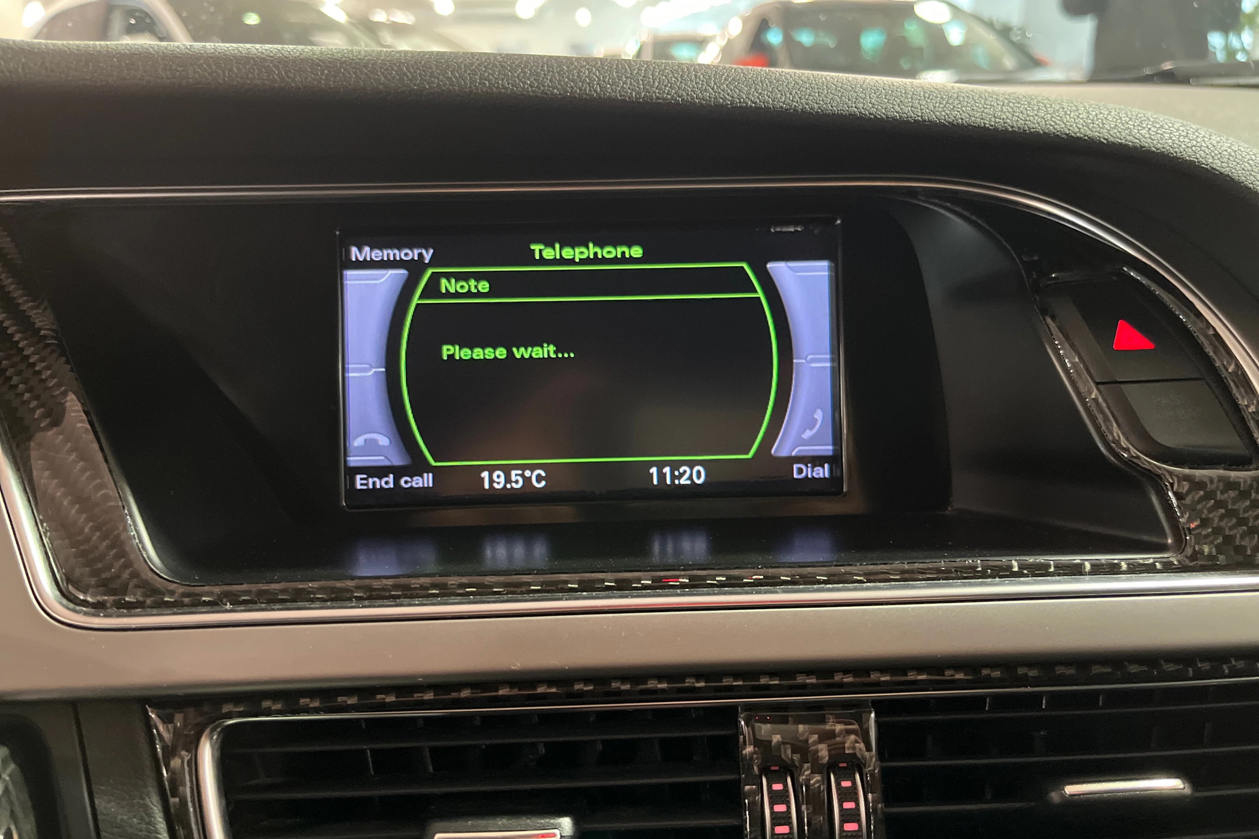 punainen Audi A4 2013 kuva 18.