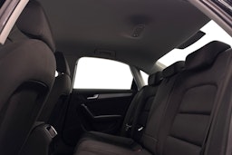 Musta Audi A4 2013 kuva 10.