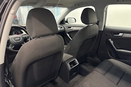 Musta Audi A4 2013 kuva 14.
