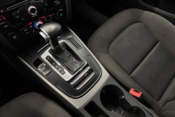 Musta Audi A4 2013 kuva 22.