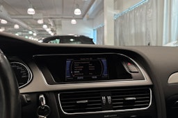 Musta Audi A4 2013 kuva 24.