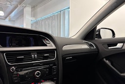 Musta Audi A4 2013 kuva 29.
