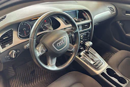 harmaa Audi A4 2013 kuva 3.