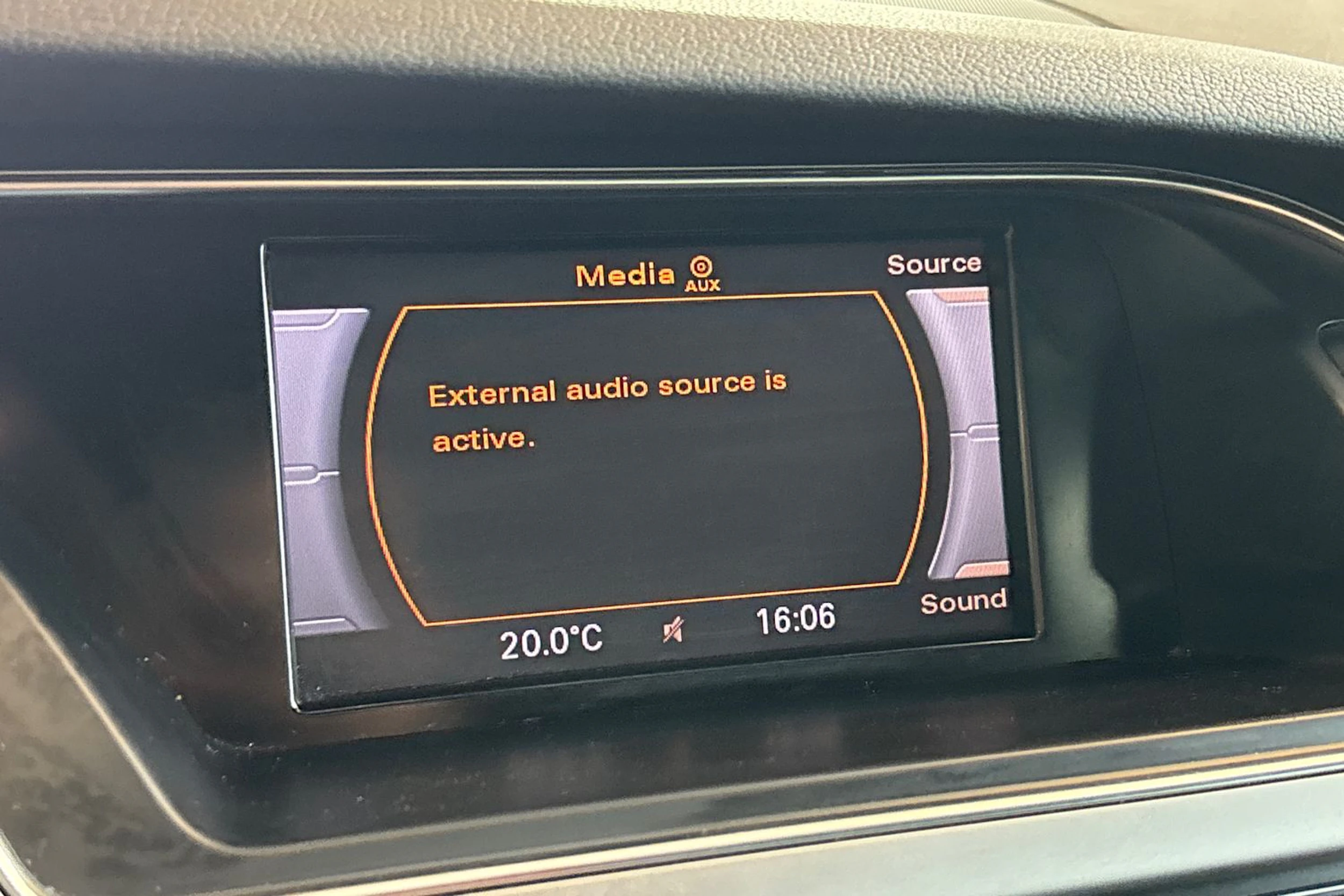 harmaa Audi A4 2013 kuva 23.