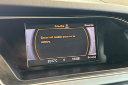 harmaa Audi A4 2013 kuva 23.