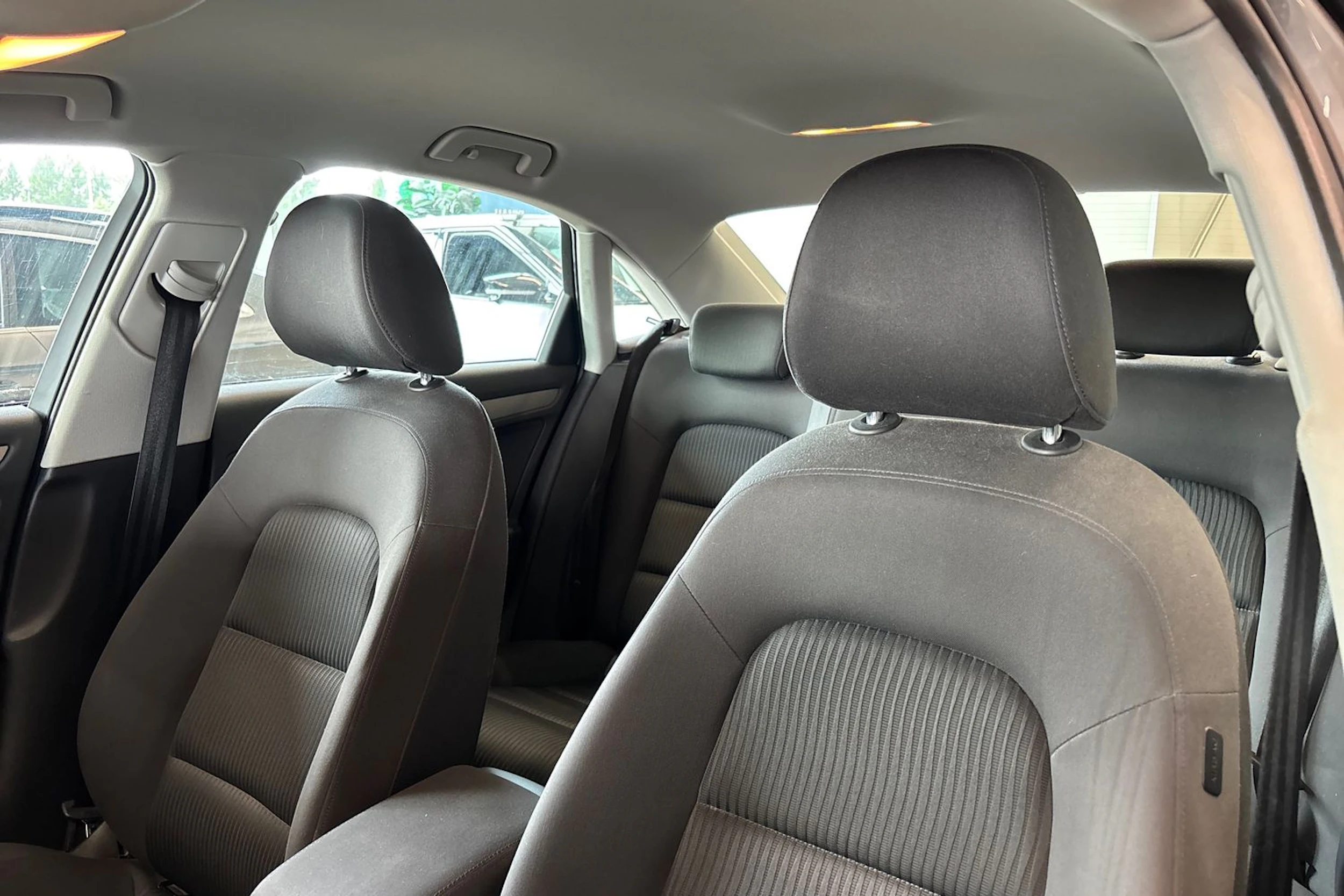 harmaa Audi A4 2013 kuva 25.
