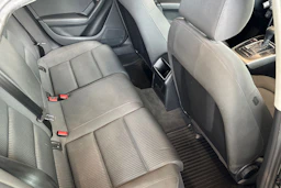 harmaa Audi A4 2013 kuva 26.