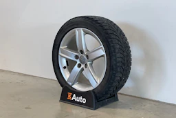 valkoinen Audi A4 2013 kuva 10.