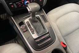 hopea Audi A4 2013 kuva 24.