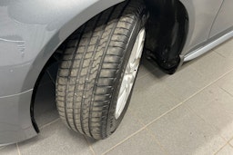 harmaa Audi A4 2013 kuva 13.