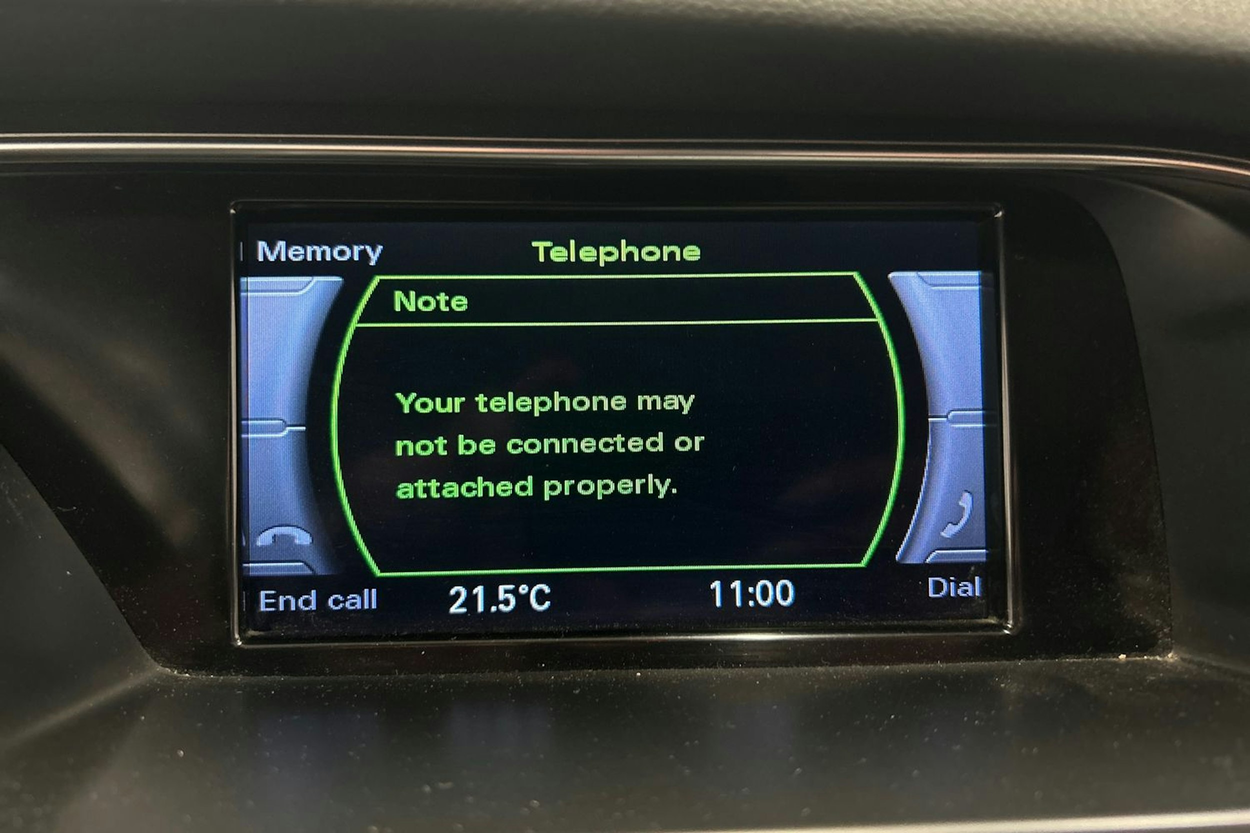 harmaa Audi A4 2013 kuva 25.