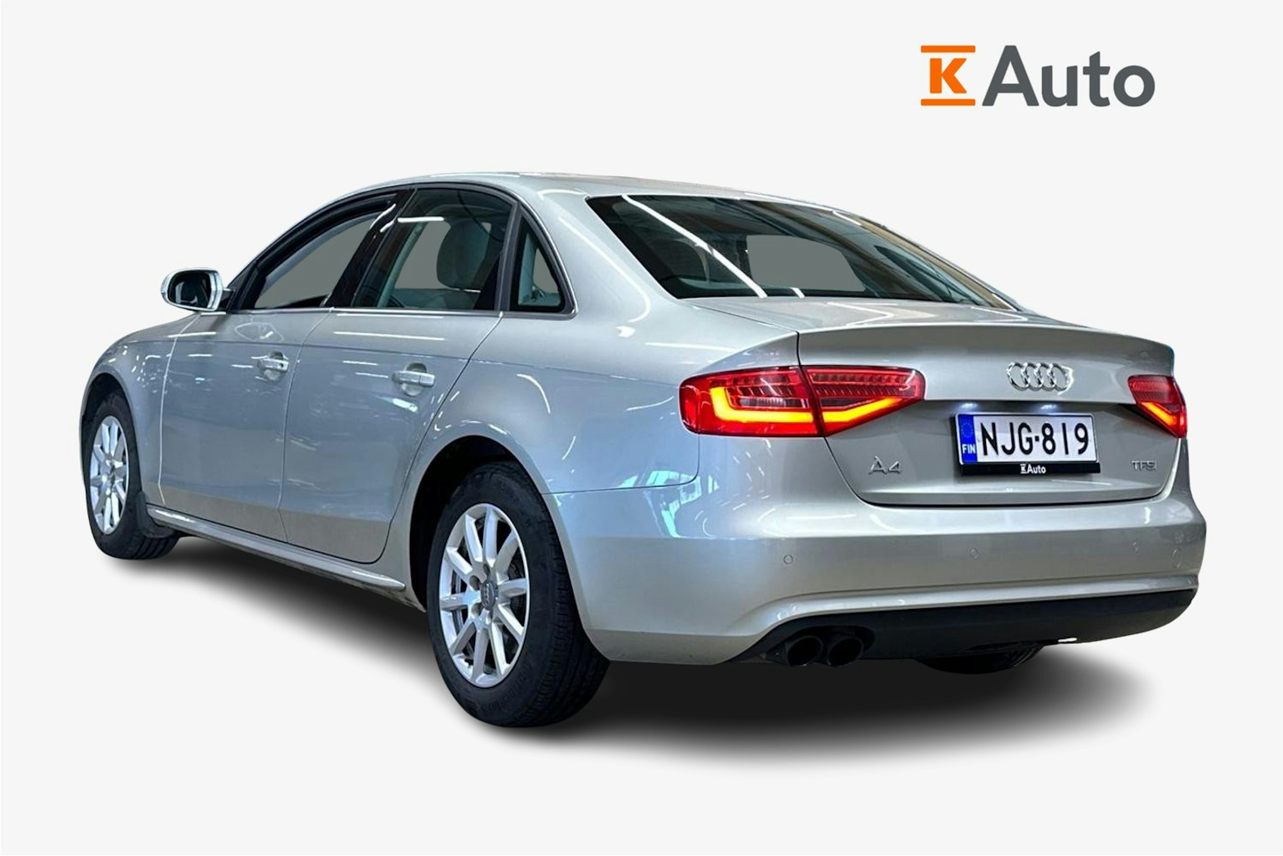 hopea Audi A4 2013 kuva 2.