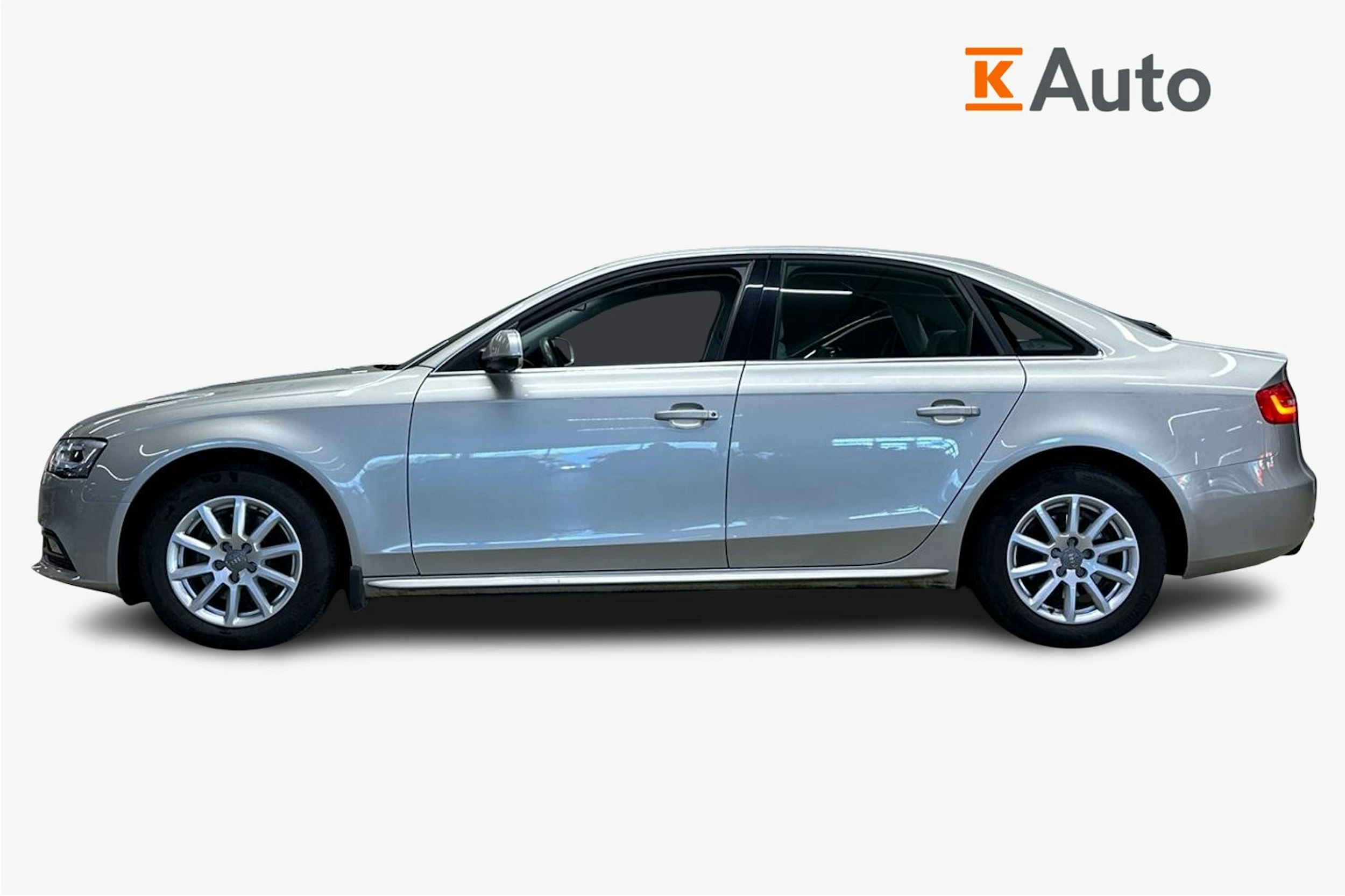 hopea Audi A4 2013 kuva 6.