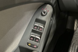 hopea Audi A4 2013 kuva 26.