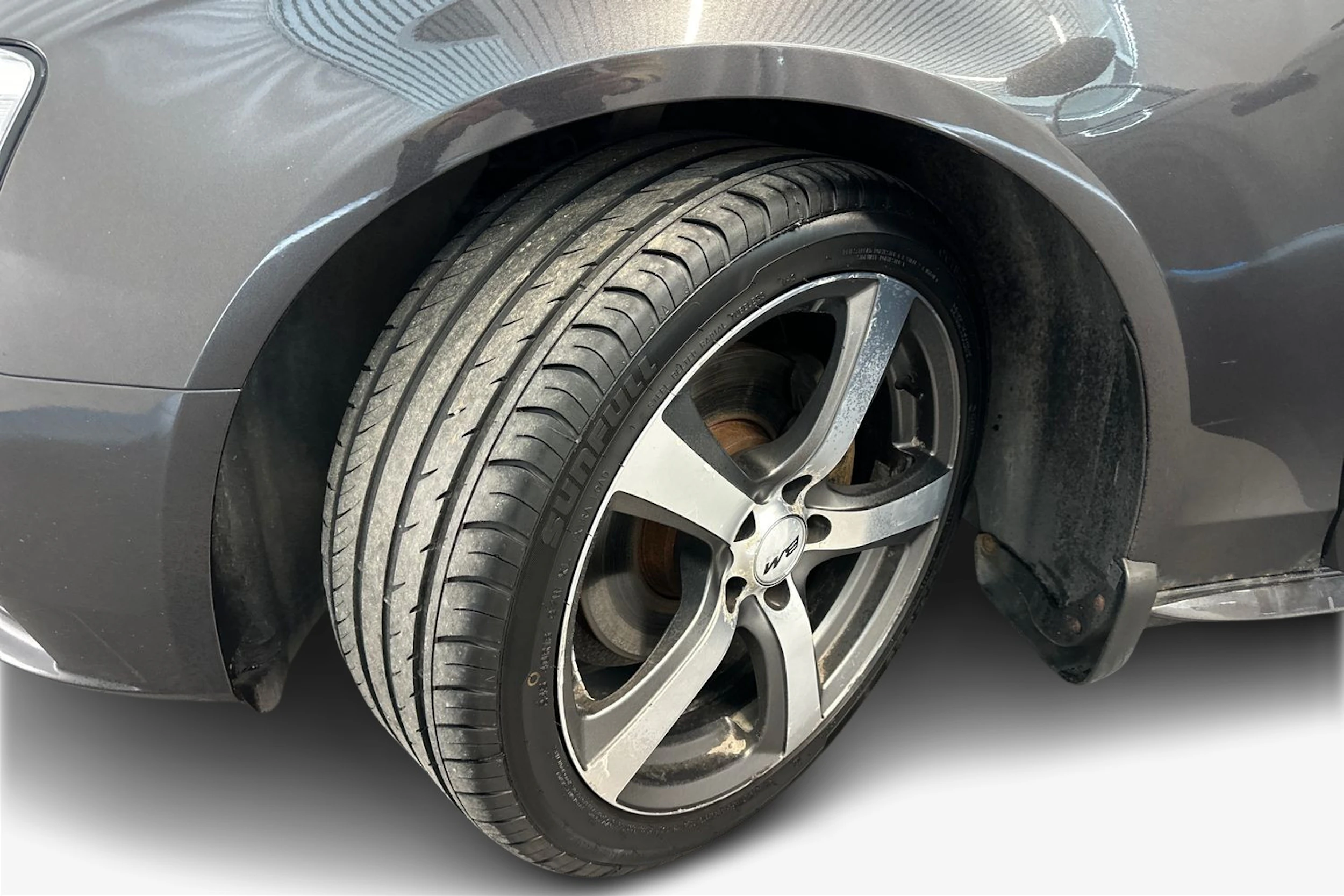 harmaa Audi A4 2013 kuva 9.