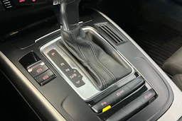harmaa Audi A4 2013 kuva 17.
