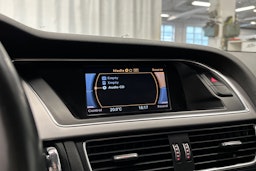 valkoinen Audi A4 2013 kuva 18.