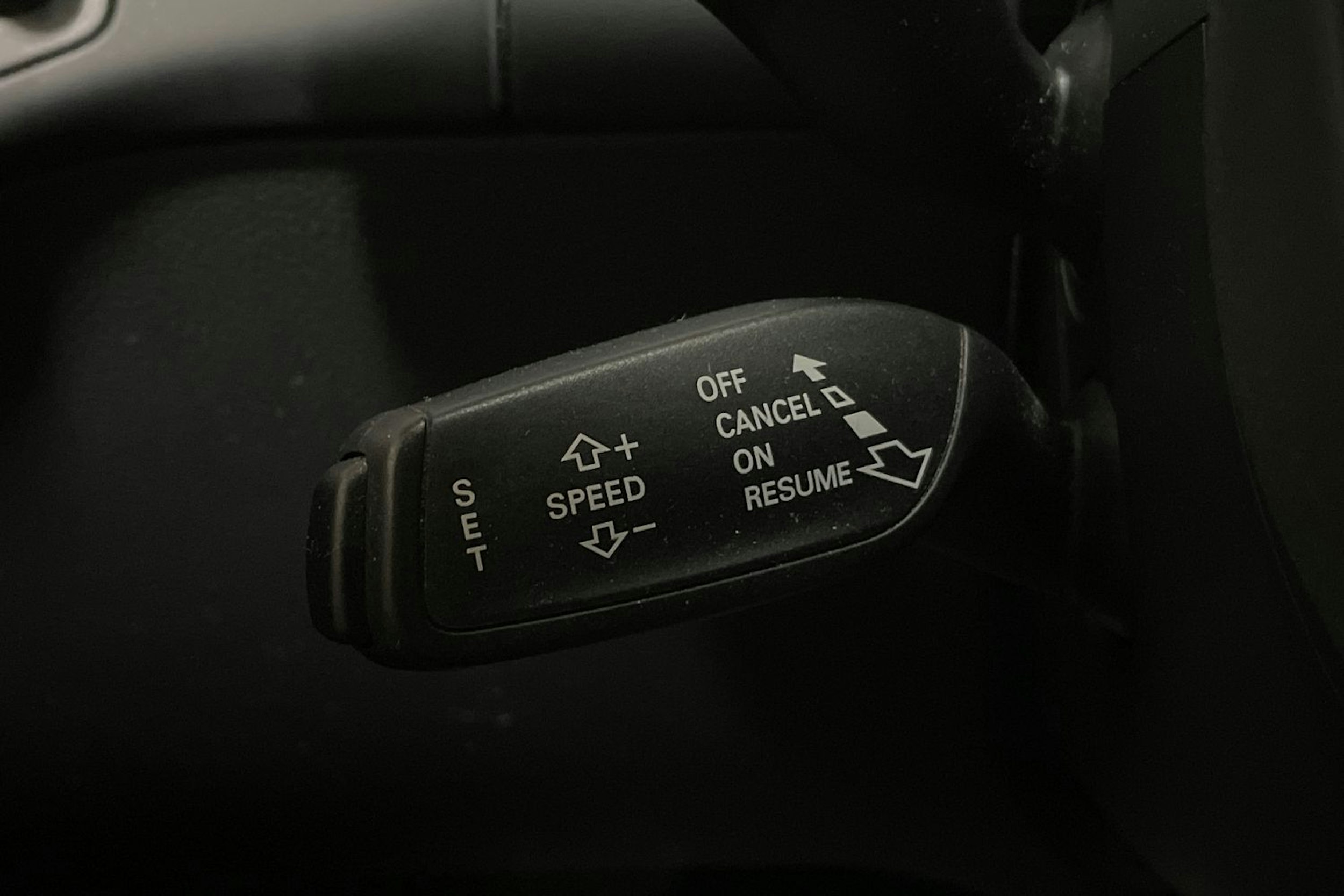 harmaa Audi A4 2013 kuva 18.