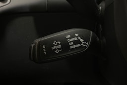 harmaa Audi A4 2013 kuva 18.