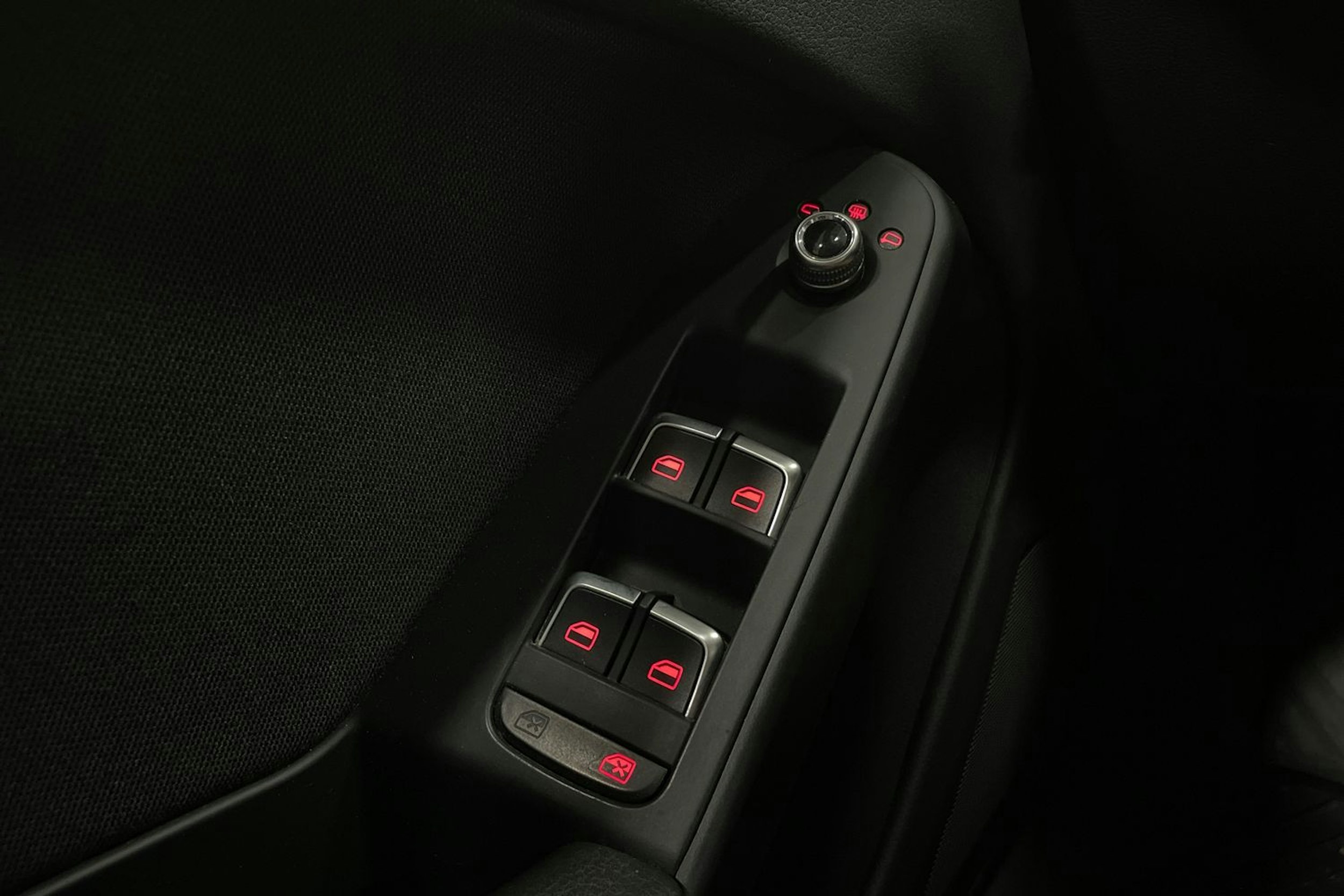 harmaa Audi A4 2013 kuva 22.
