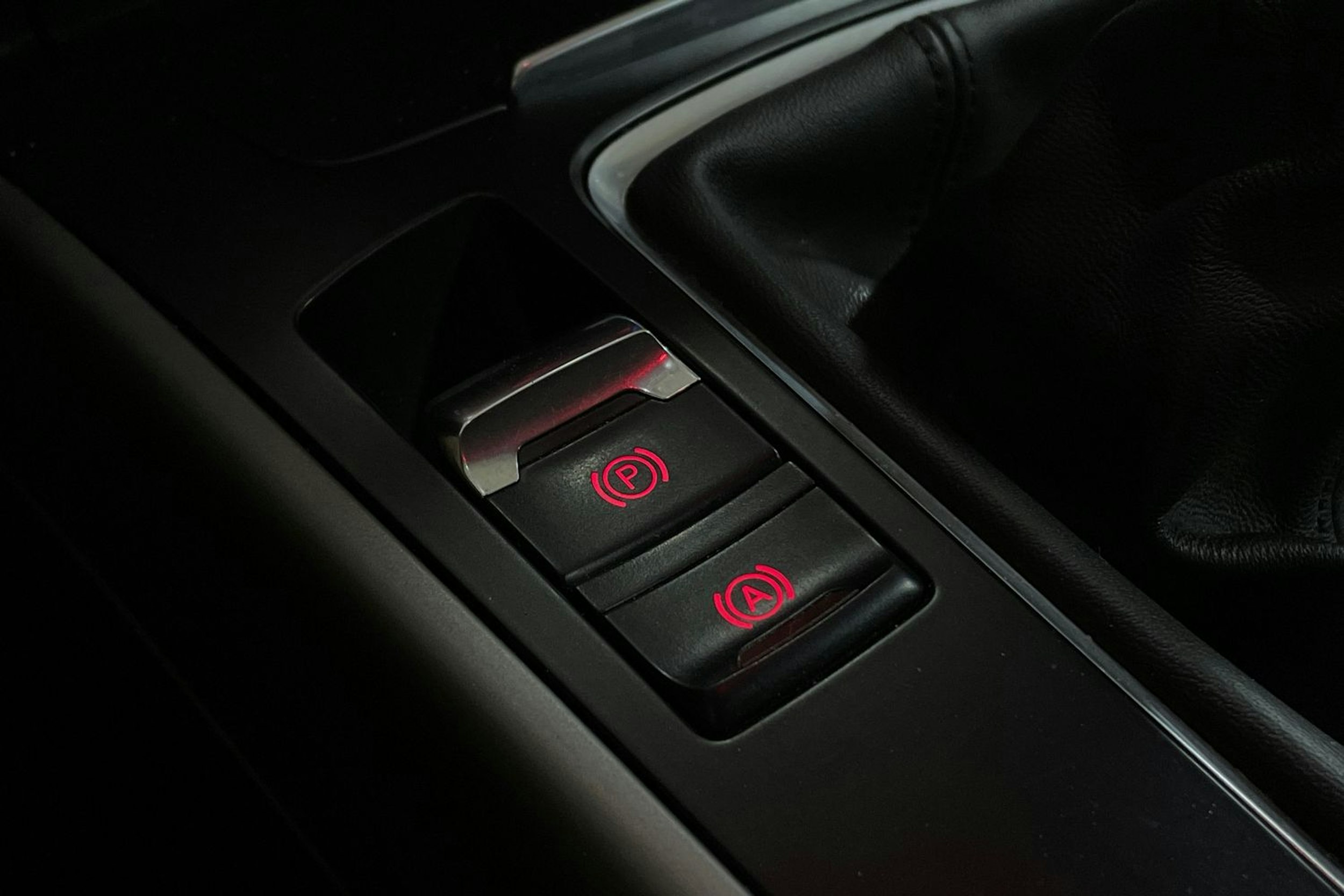 harmaa Audi A4 2013 kuva 28.