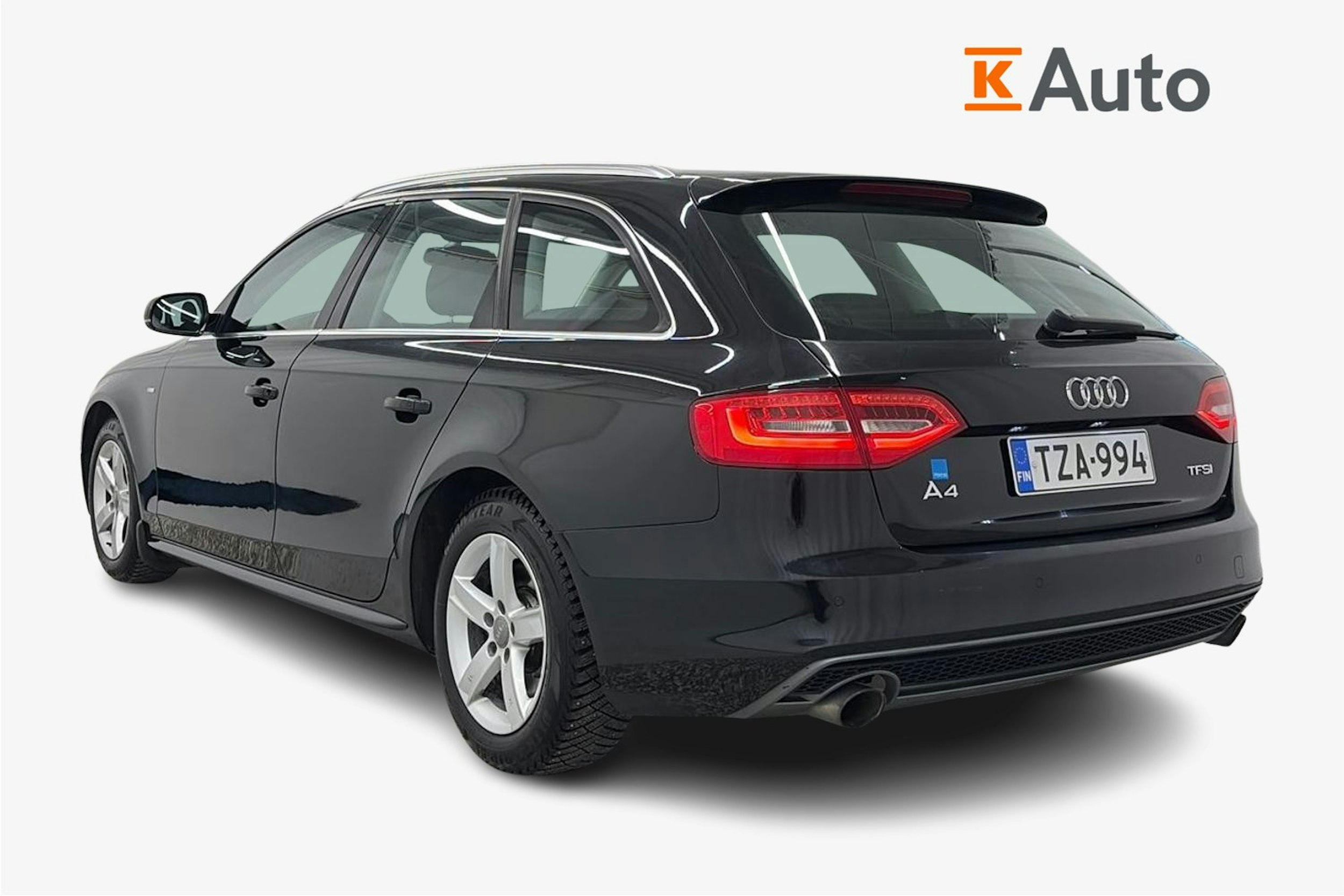 musta Audi A4 2014 kuva 2.