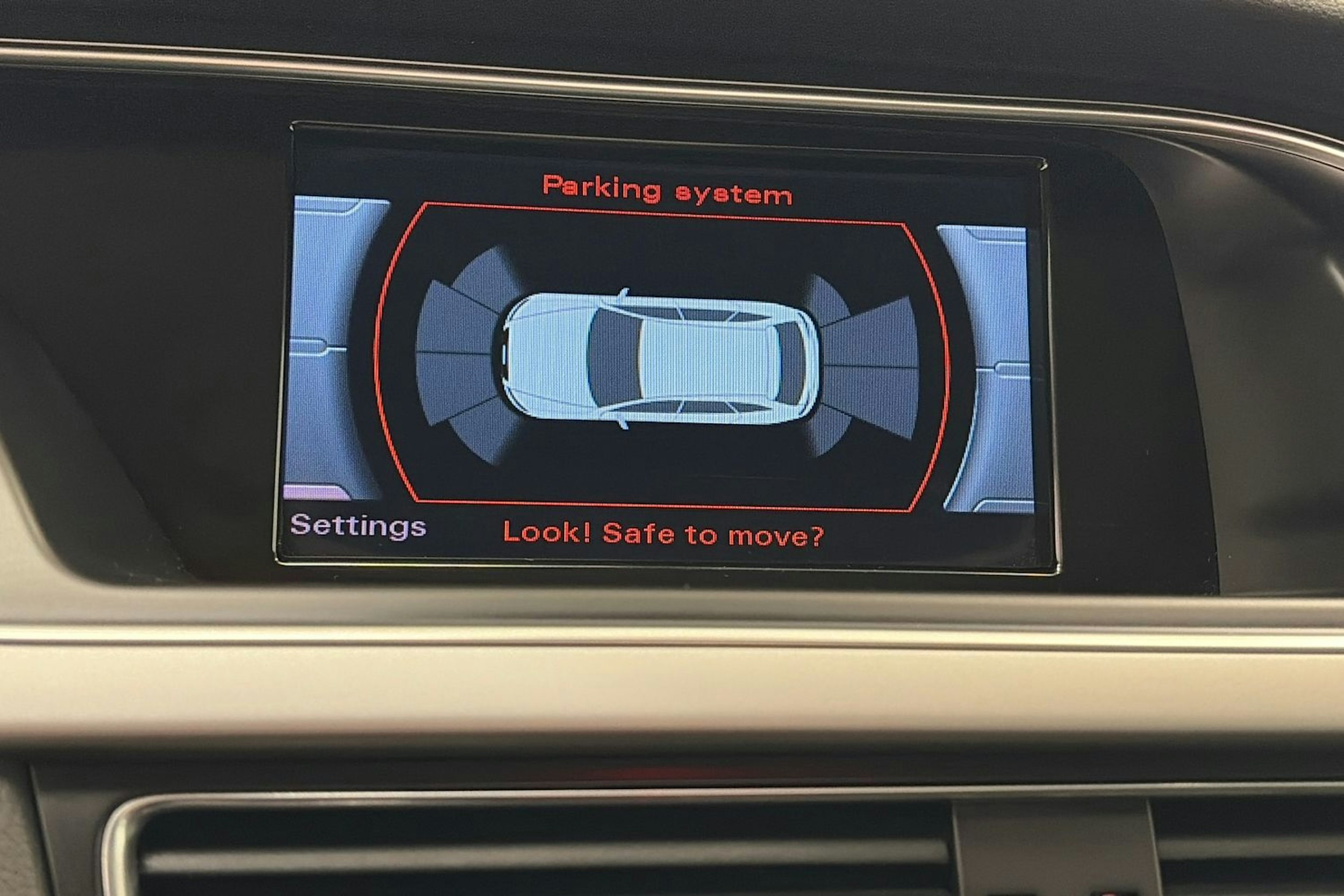 musta Audi A4 2014 kuva 20.