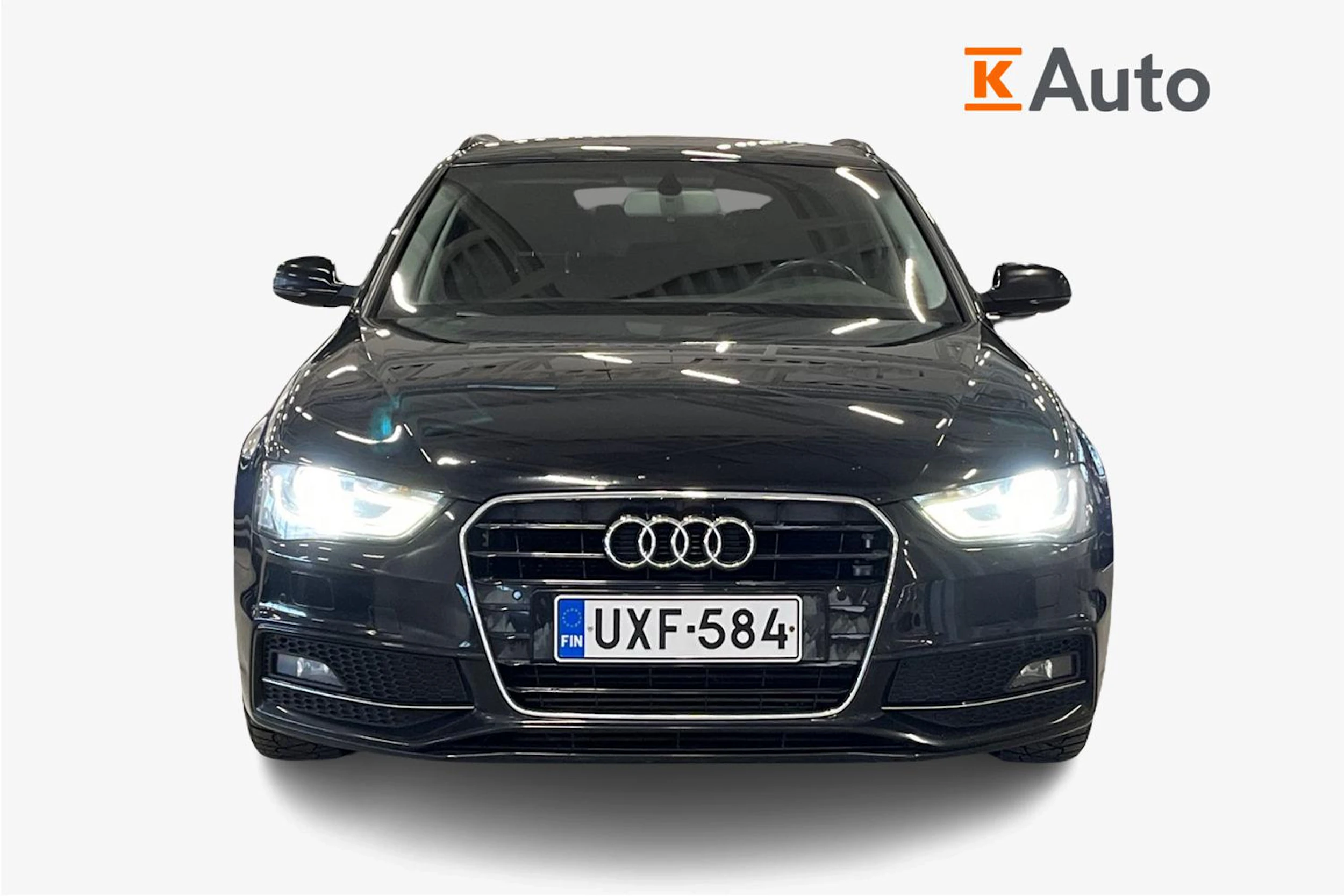 musta Audi A4 2014 kuva 4.