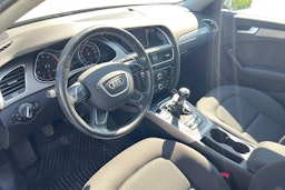 valkoinen Audi A4 2013 kuva 3.