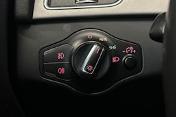 musta Audi A4 2013 kuva 15.