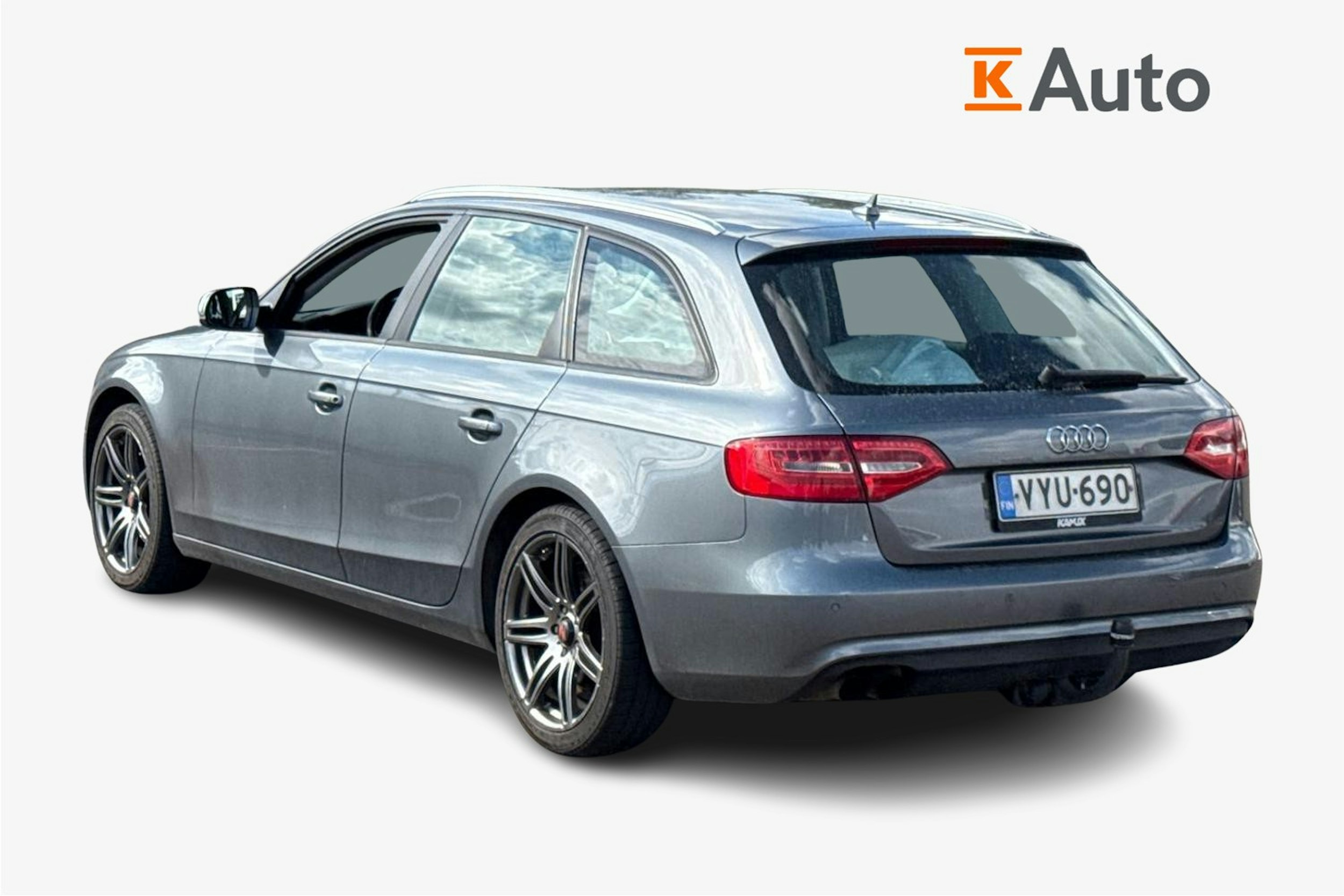 harmaa Audi A4 2013 kuva 2.