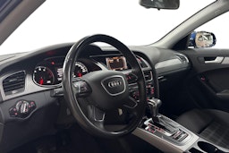 Sininen Audi A4 2013 kuva 3.