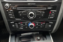 musta Audi A4 2013 kuva 26.