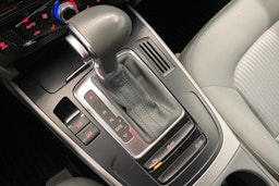valkoinen Audi A4 2013 kuva 23.