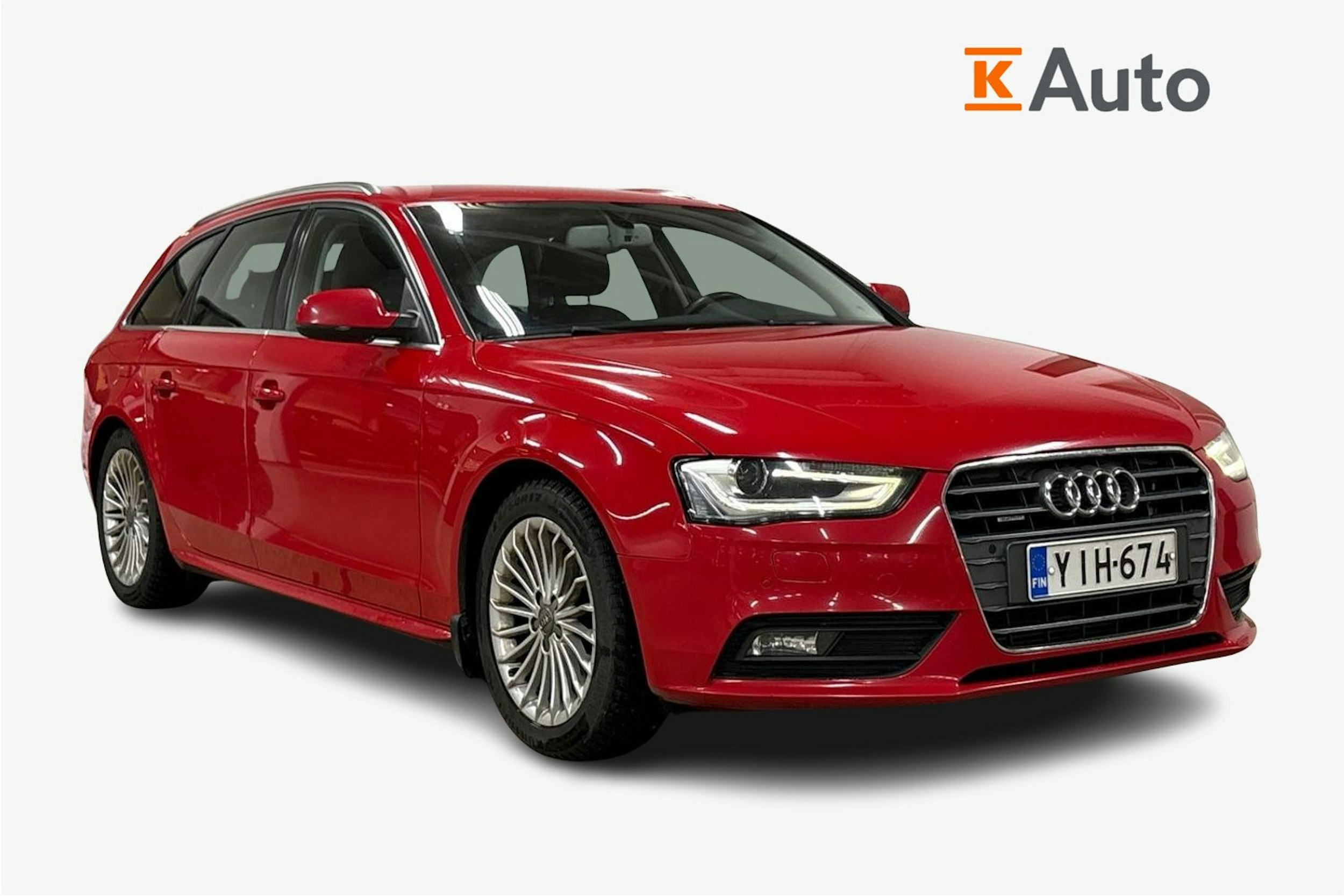 punainen Audi A4 2013 kuva 1.