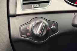 musta Audi A4 2013 kuva 17.