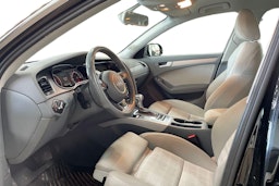 musta Audi A4 2014 kuva 7.