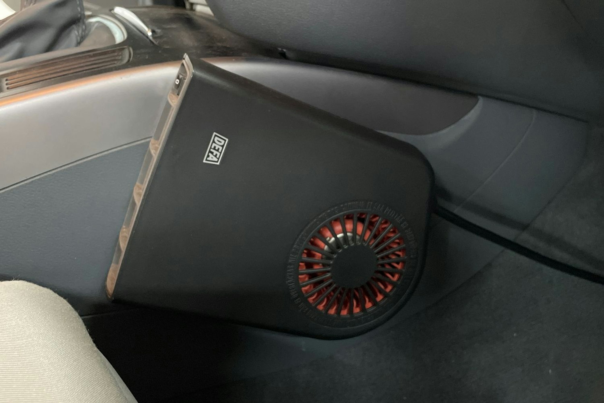 musta Audi A4 2014 kuva 18.