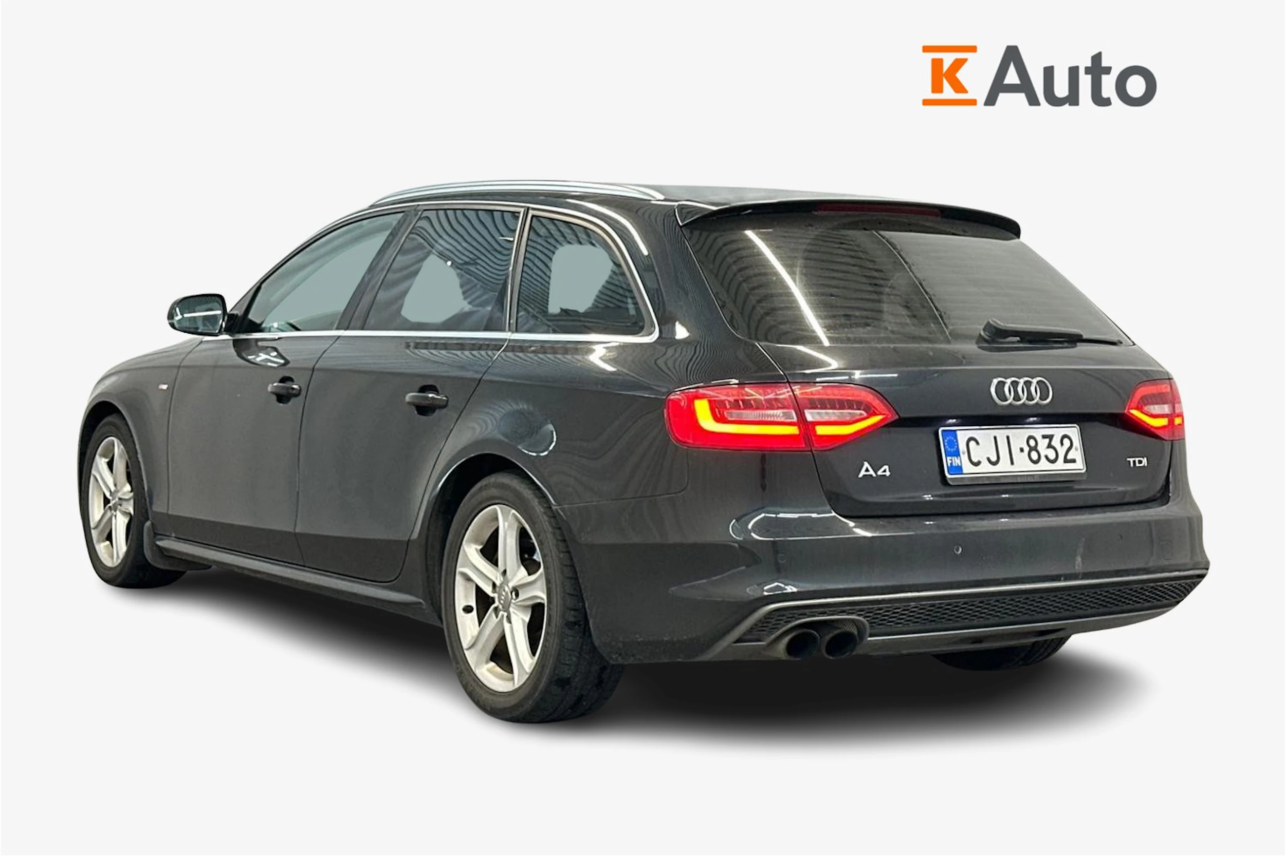 musta Audi A4 2014 kuva 2.