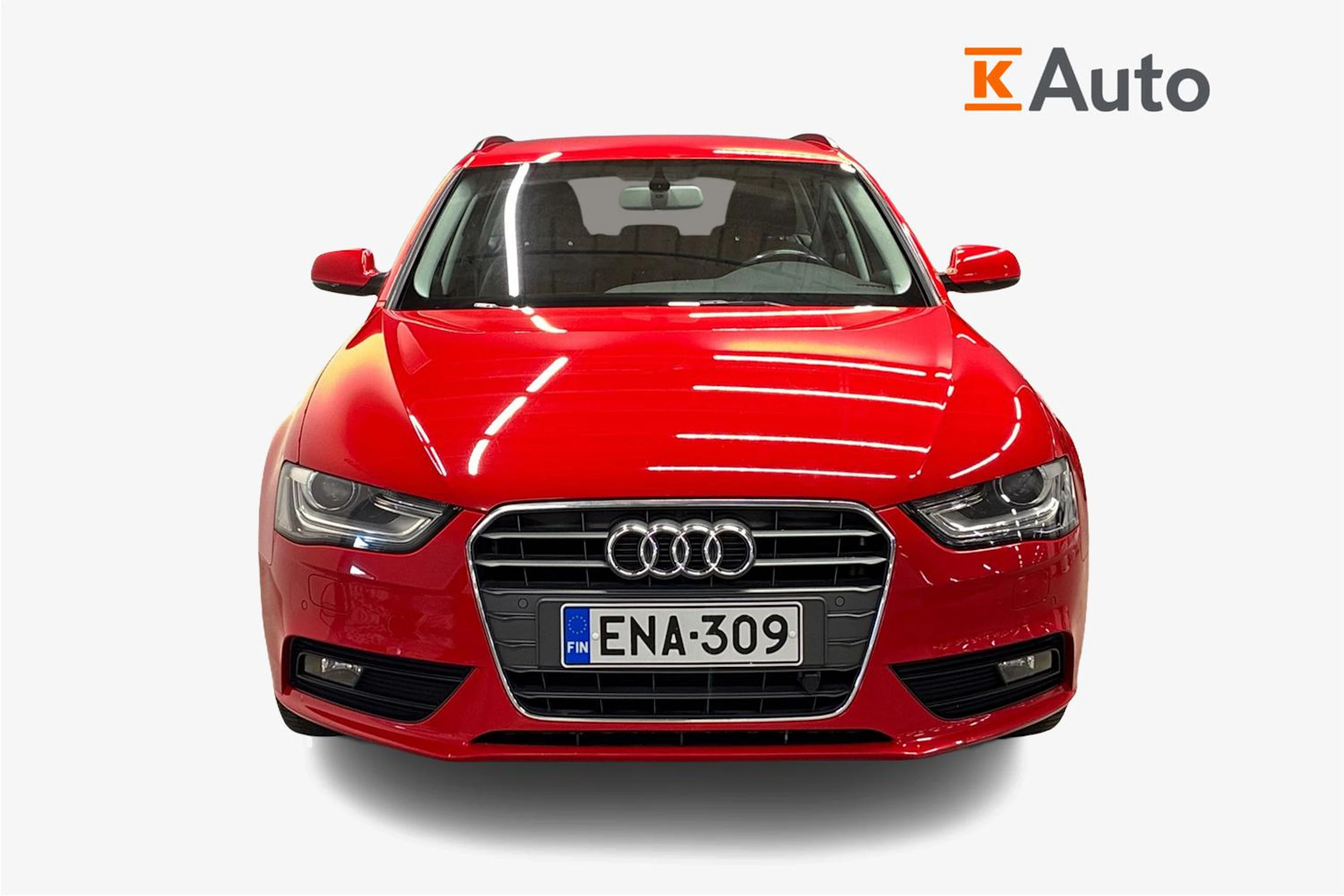 punainen Audi A4 2015 kuva 5.