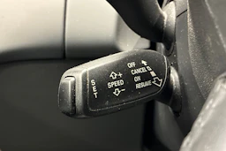 punainen Audi A4 2015 kuva 19.