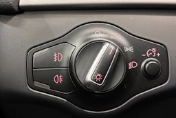 punainen Audi A4 2015 kuva 20.