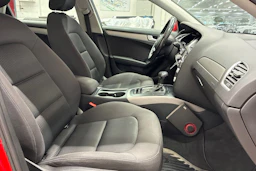 punainen Audi A4 2015 kuva 25.